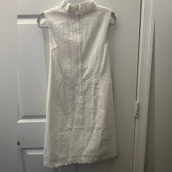 ! Lilly Pulitzer White Floral Eyelet Adeline Shift Dress Size 0 - Picture 2 of 5